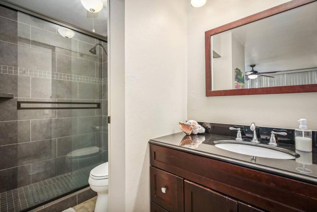 Beautiful 2/2 Condo In Kailua Kona. Ocean View! Luaran gambar